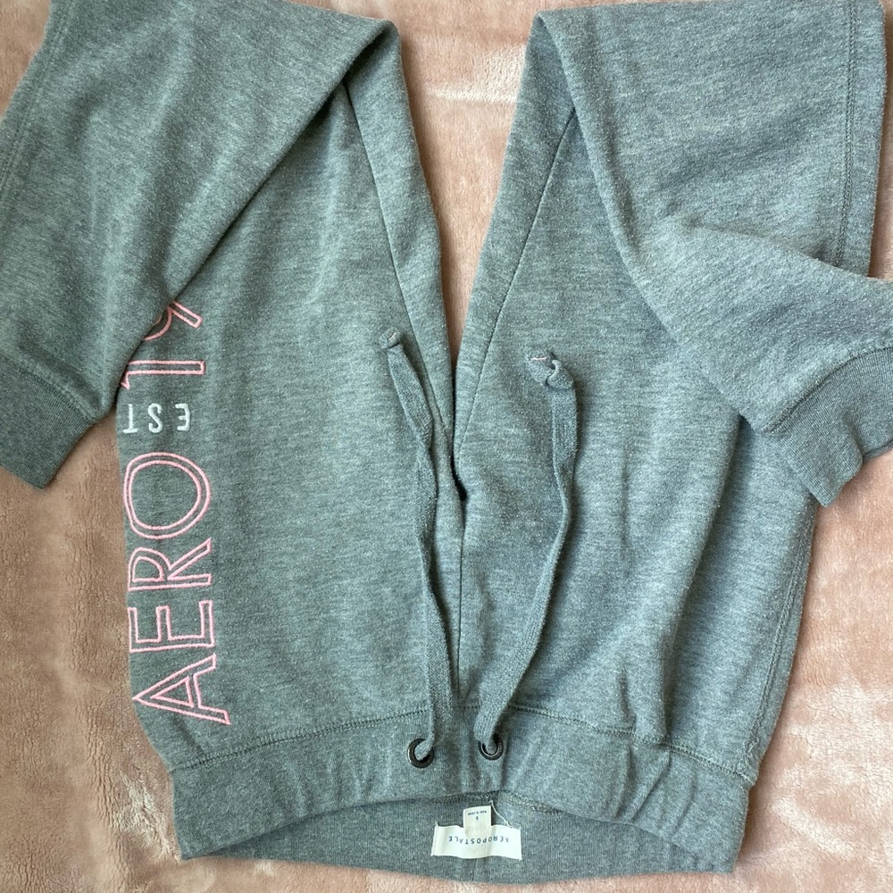 Nice Aeropostale joggers
